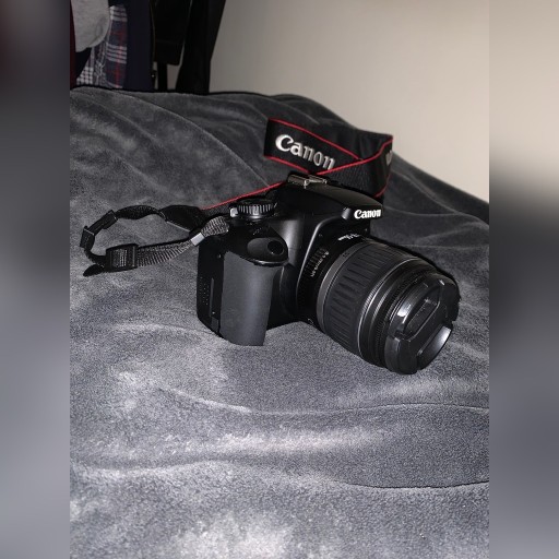 Zdjęcie oferty: Canon EOS 1000D Full Zestaw