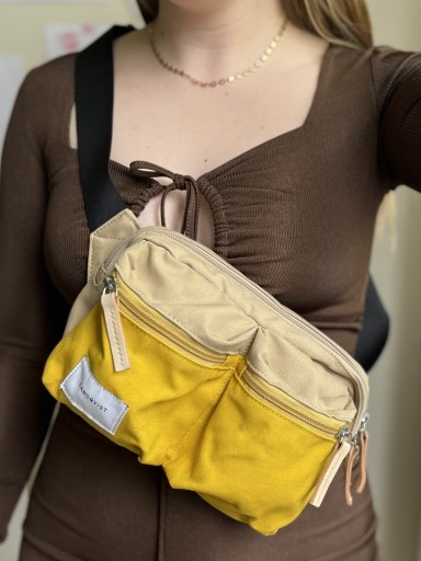 Zdjęcie oferty: Beżowo żółta torebka nerka saszetka unisex