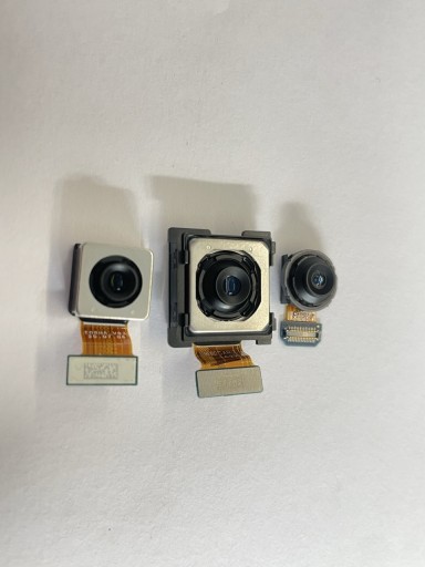 Zdjęcie oferty: Komplet aparatów do Samsung S20 FE
