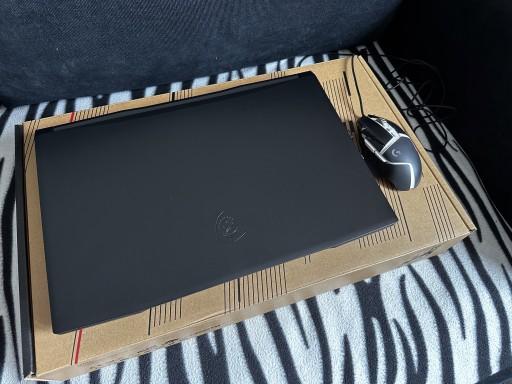 Zdjęcie oferty: Laptop MSI G76 11UE-245XPL