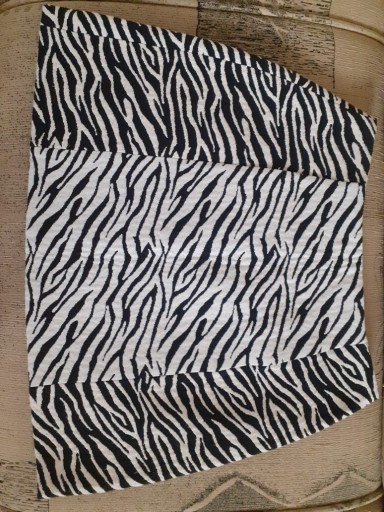 Zdjęcie oferty: Spódnica ZARA zebra 40 L