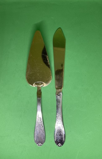 Zdjęcie oferty: Łopatka i nóż do ciasta ZSRR dwukolorowe
