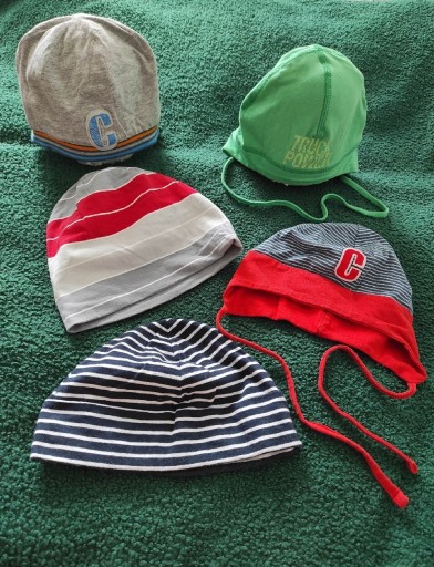Zdjęcie oferty: Czapeczki niemowlęce różnych marek 