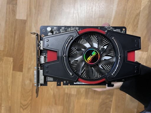 Zdjęcie oferty: Karta graficzna ASUS Radeon HD 7750