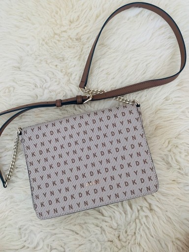 Zdjęcie oferty: Torebka DKNY na ramie crossbody logo monogram