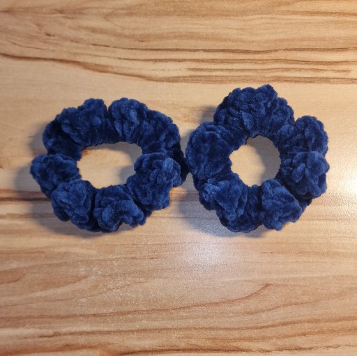 Zdjęcie oferty: Scrunchie / Gumka na szydełku