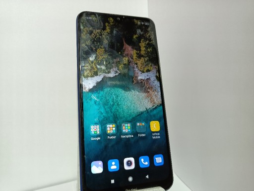 Zdjęcie oferty: Smartfon Xiaomi Redmi 8  3 GB / 32 GB niebieski