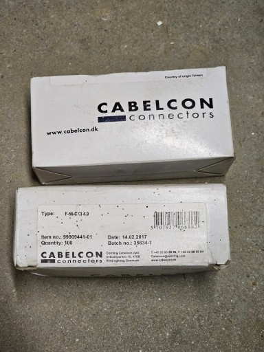 Zdjęcie oferty: złączki kompresyjne Cablecon 3.9