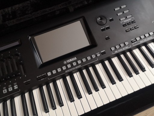 Zdjęcie oferty: Yamaha Genos Keyboard Organy Pokrowec style/EP  