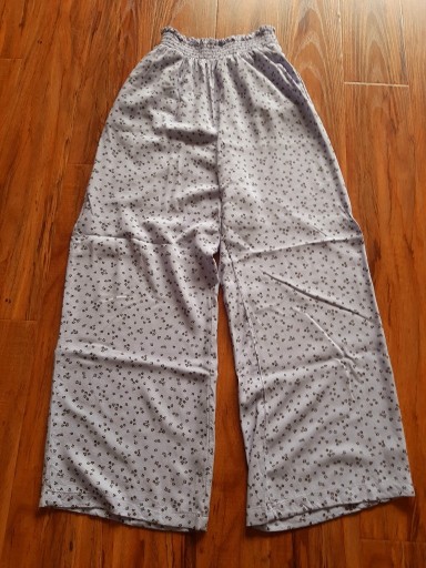 Zdjęcie oferty: dziewczęce cienkie spodnie H&M na 164 stan bdb