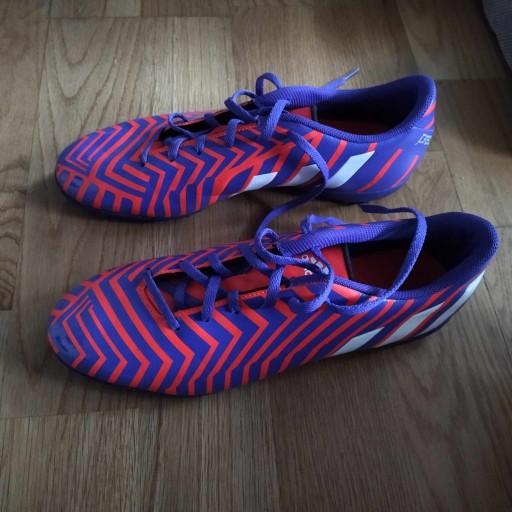 Zdjęcie oferty: Buty sportowe z korkami 