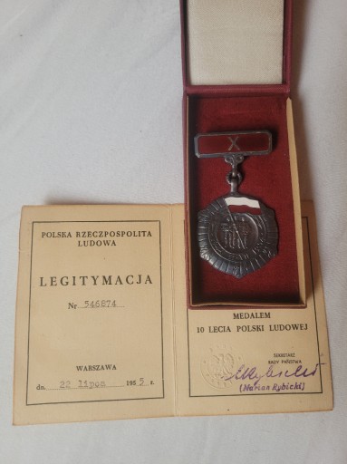 Zdjęcie oferty: Medal 10 Lecia Polski Ludowej z nadaniem 1955r.