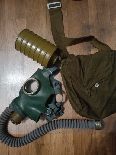 Zdjęcie oferty: Maska przeciwgazowa GP-4 57 rok 