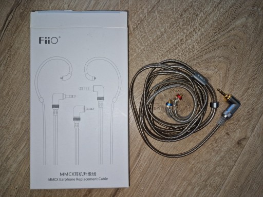 Zdjęcie oferty: Kabel słuchawkowy zbalansowany MMCX FIIO LC-2.5B