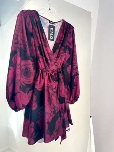 Zdjęcie oferty: Sukienka Emo Chloe w kwiaty szlafrokowa rozmiar 34