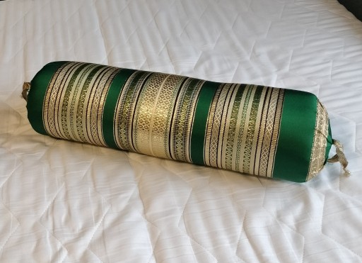 Zdjęcie oferty: Poduszka-wałek w orientalnym stylu zielono-złota