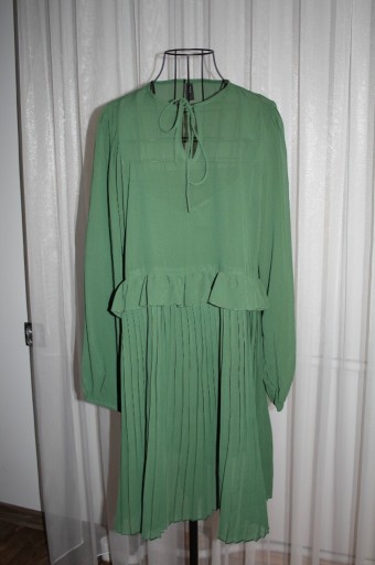 Zdjęcie oferty: Sukienka midi zielona YAS rozmiar L