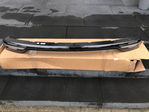 Zdjęcie oferty: PORSCHE CAYENNE 9Y LAMPA TYŁ BLENDA 9Y0945081AH