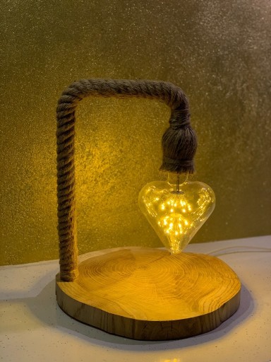 Zdjęcie oferty: Lampa stojąca ,,Balu”