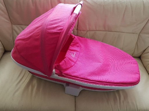 Zdjęcie oferty: Gondola quinny moodd/ buzz/ zapp( Pink passion) 