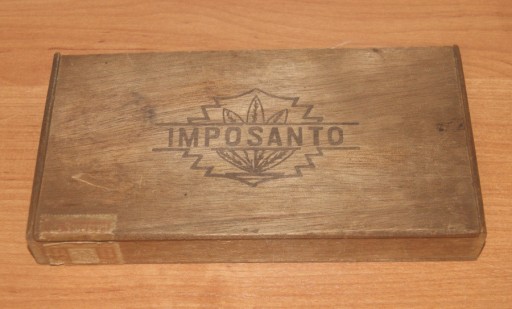 Zdjęcie oferty: Stare pudełko po cygarach drewniane IMPOSANTO 