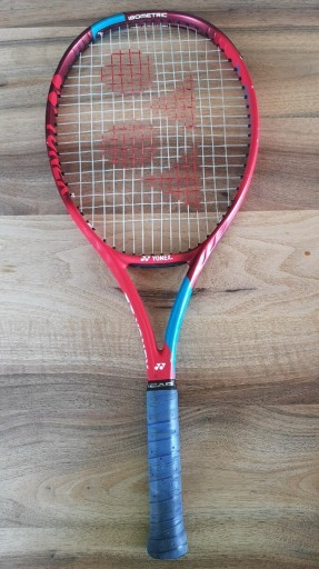 Zdjęcie oferty: Rakieta juniorska Yonex VCORE 26