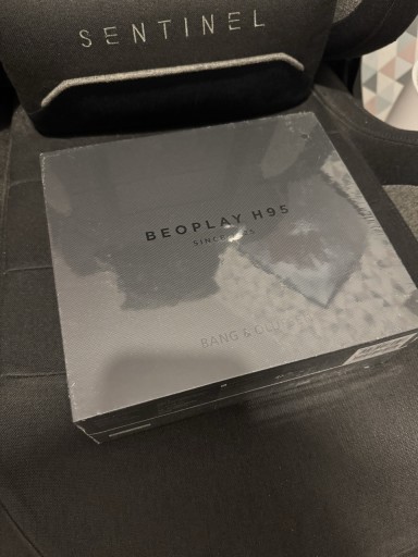 Zdjęcie oferty: Bang & Olufsen Beoplay H95