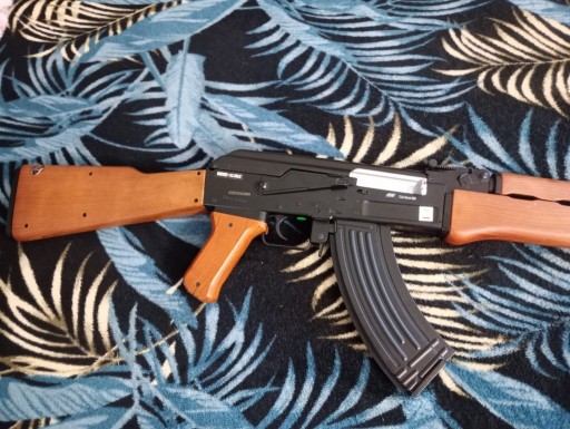 Zdjęcie oferty: Karabinek szturmowy AEG Arsenal DLV SLR105