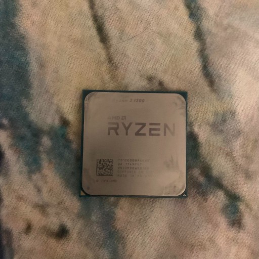 Zdjęcie oferty: Procesor AMD Ryzen 3 1200, 3,1GHz 4Core LGA AM4