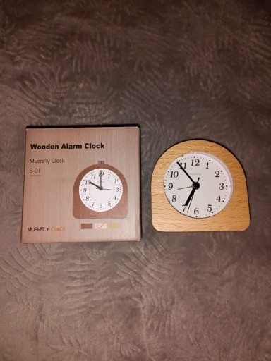 Zdjęcie oferty: Drewniany zegar , alarm 