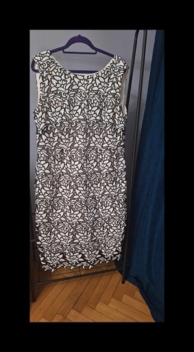 Zdjęcie oferty: Biało czarna sukienka gipiura rozmiar 48