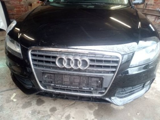 Zdjęcie oferty: maska audi a4 b8