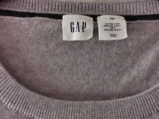 Zdjęcie oferty: GAP sweter z 100% wełny merynosa r. XS/S 34 merino