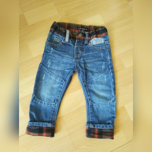 Zdjęcie oferty: Spodnie chłopięce zestaw rozmiar 80 86