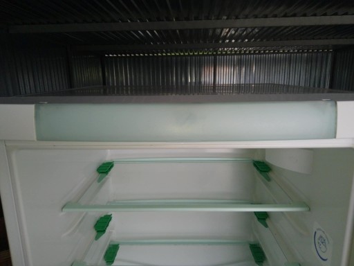 Zdjęcie oferty: Osłona regulacji temperatury lodówki chłodziarki Electrolux ERB2941