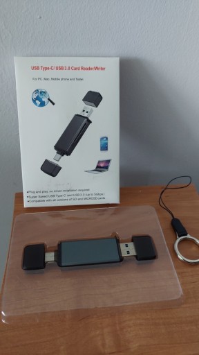Zdjęcie oferty: Czytnik Adapter Kart Pamięci SD  USB TYP-C USB 3.0