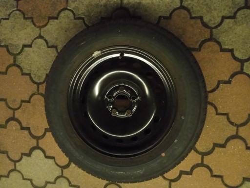 Zdjęcie oferty: felga Fiat  stalowa r15 z opona letnia 195/65