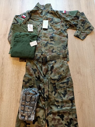 Zdjęcie oferty: Nowy mundur wojskowy polowy + gratisy 