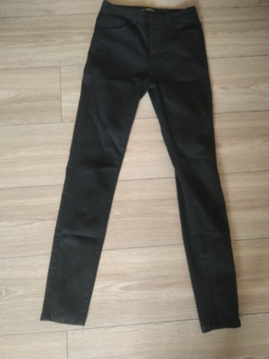 Zdjęcie oferty: Spodnie, jeansy czarne