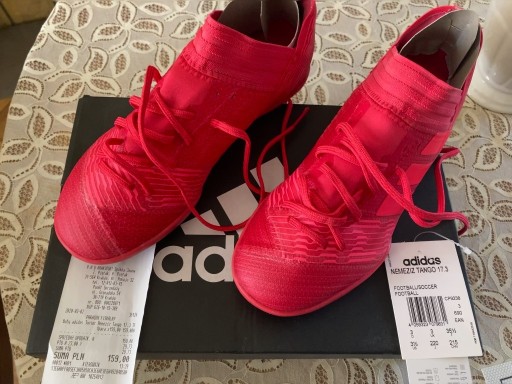 Zdjęcie oferty: Turfy piłkarskie adidas  Nemeziz Tango roz. 35,5