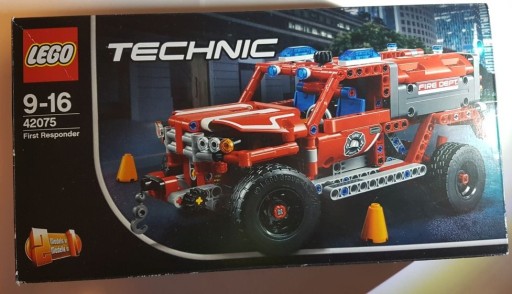 Zdjęcie oferty: LEGO Technic 42075 Pojazd 2w1 Szybkiego Reagowania