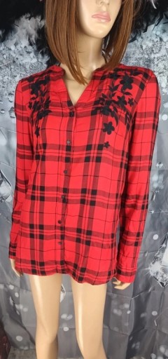 Zdjęcie oferty: Koszula damska Mohito 38 | Czerwono-czarna krata, wiskoza, dekolt V