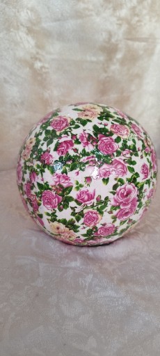 Zdjęcie oferty: Dekoracyjna kula ceramiczna  z motywem róż  16 cm