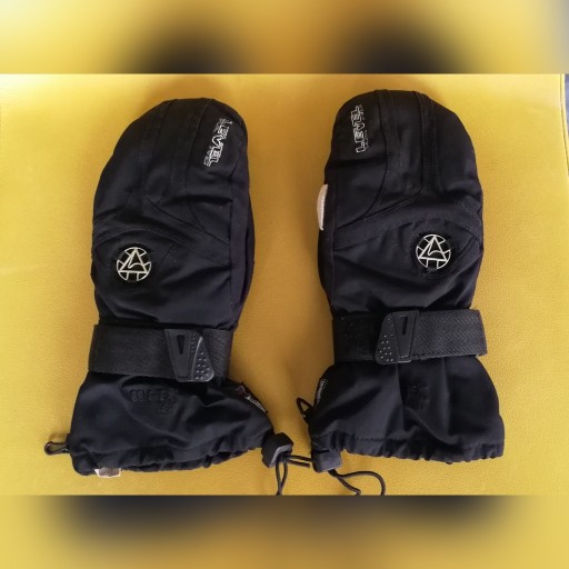 Zdjęcie oferty: Damskie rękawiczki Level M gore tex kevlar