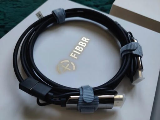 Zdjęcie oferty: Światłowód Fibbr Pure 2 Aktywny kabel 2M HDMI