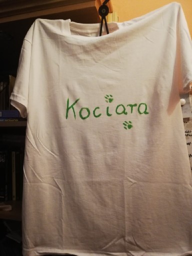 Zdjęcie oferty: Koszulka ręcznie malowana Kociara rozmiar M