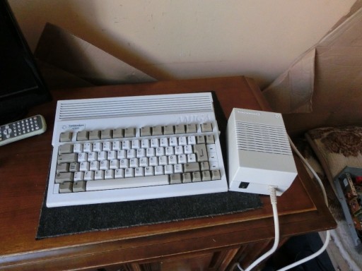 Zdjęcie oferty: Commodore Amiga A600