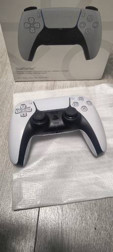 Zdjęcie oferty: Pad do ps5 Dualsense z analogami TMR 