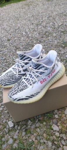 Zdjęcie oferty: Adidas Yeezy Boost 350 V2 Zebra