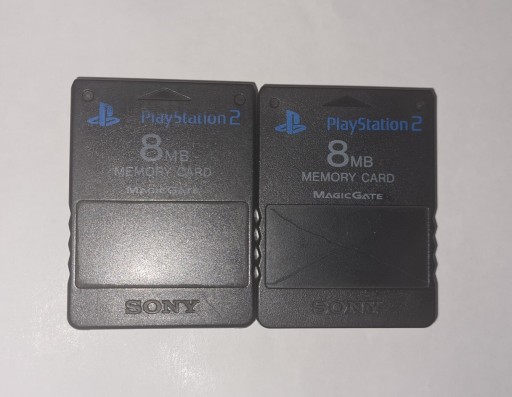 Zdjęcie oferty: Dwie sztuki Karty pamięci Sony 8 MB X2 PS2